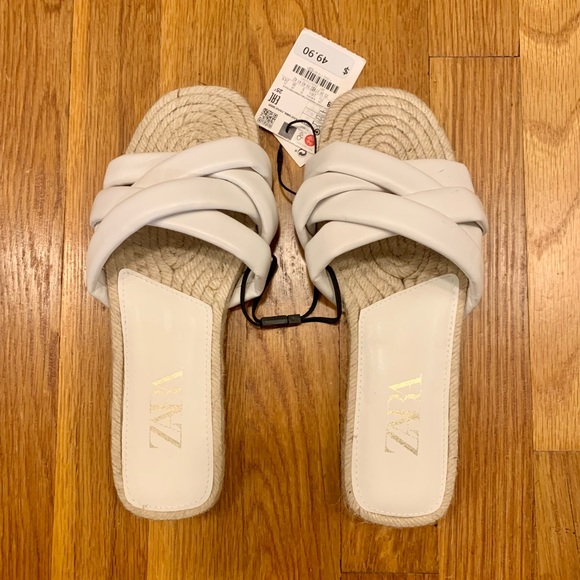 Zara flat quilted leather sandals NWT